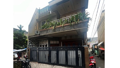 Rumah Lelang Jalan Angsana Pemuda, Kebon Jeruk - Harga Bersahabat