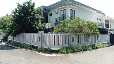 Rumah Hook di Lelang Jalan Kesehatan Bintaro Pesanggrahan Jaksel