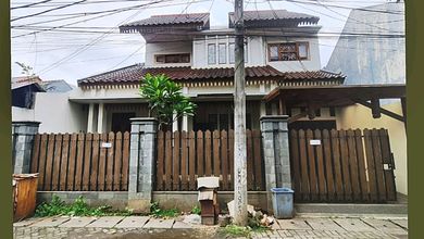Rumah Modern di Jagakarsa, Jakarta Selatan, LT 175 m2