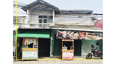 Rumah dan Tempat Usaha di Lelang Tegal Alir Kalideres Jakbar