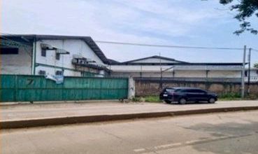 Gudang Lokasi Pinggir Jalan Raya Dekat Tol Bandara Soeta Tangerang