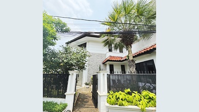 Rumah di Lelang Komplek Bank Niaga Pejaten Barat Jaksel