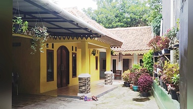 Rumah Hunian Di Jalan Bendungan Setu Cipayung Jaktim