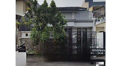 Rumah Hunian di Lelang Komplek Intercon Kebun Jeruk Jakbar