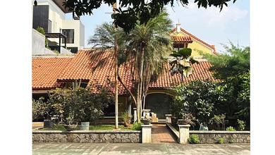 Rumah 2 Lantai, SHM, Lelang Legalitas Lengkap di Cilandak