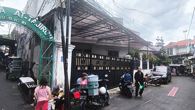 Rumah Hunian Di Jatinegara Timur Rawabunga Jaktim