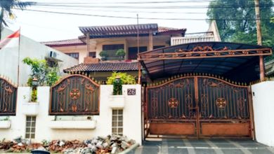 Jual Rumah Mewah Luas 379 m2 Kawasan Kebon Jeruk, Jakarta Barat