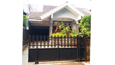 Rumah Hunian Lelang Jalan Johari Kebayoran Lama Jaksel