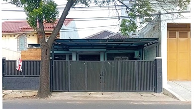 Rumah Hunian di Jalan Ulujami Raya Jaksel