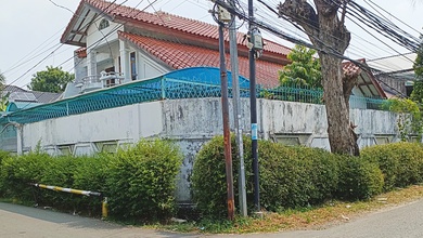 Rumah Hunian Hook Lokasi Bagus Lelang Cepat di Kavling Dki Meruya