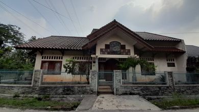Rumah Posisi Hook Perumahan Megapolitan Cinere