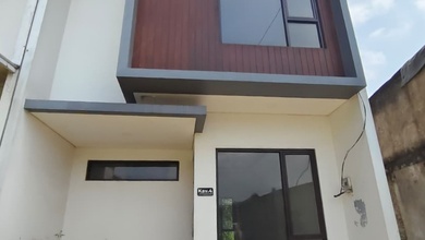 Jual Cepat Rumah Cantik 2Lt Dekat Cibubur