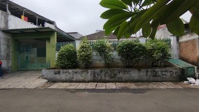 Rumah Eksklusif Luas 443 m2, di Kebon Jeruk, Jakarta Barat