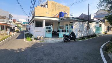 Di Jual Lelang Rumah Hook 2 Lantai Lokasi Strategis di Petojo Selatan Gambir Cocok Hunian, Investasi Kost dan Kantor