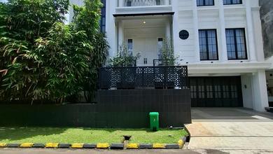 Bintaro - Dijual Cepat Rumah Mewah Hook Full Furnished