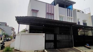 Rumah Hook Lelang - Puri Metland Cipondoh - Cocok untuk Hunian