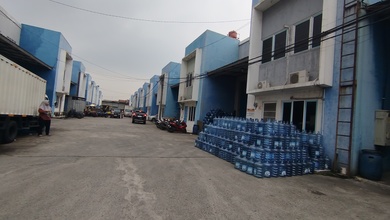 Cikupa - di Jual Cash Olny Gudang Siap Pakai Dikomplek Pergudangan Cibadak