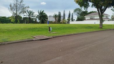 Gading Serpong - Tanah Kavling Premium Dengan View Lapangan Golf Luas 1025 M²