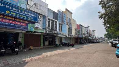 Dijual Lelang 2 Ruko Gandeng di Komplek Ruko Urbana Place, Jl. Merpati Raya, Blok B No. 5 & 6 Kel.sawah Baru, Kec.ciputat, Kota Tangerang Selatan, Provinsi Banten