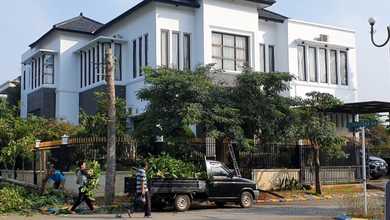 Serpong - Rumah Cantik Bagus & Murah. Shm. Lt 494 M2. Jalan Puri Kencana Raya. Jelupang. Serpong Utara. Tangerang Selatan