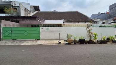 Tomang Grogol - Rumah Murah Ada Hook. Shm. Lt 235 M2. Butuh Minim Renovasi. Jl.rawa Kepa ******** Petamburan Jakarta Barat