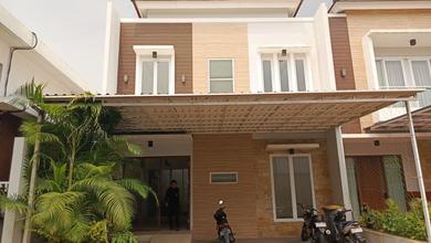 Ciputat Cireundeu - Rumah Bagus Harga Murah. SHM LT 104 M2. Dijalan Tarumanegara. Ciputat Timur. Tangerang Selatan