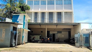  Kembangan - Meruya Utara. Ruko / Gd Kantor. Shm. Lt 499 M2. Jl Haji Lebar.meruya Utara.kembangan.jakarta Barat