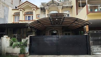 Cengkareng - Rumah Komplek Harga Murah. SHM LT 108 M2. Dijalan Malibu Raya. Komplek City Resort Residance. Cengkareng. Jakarta Barat