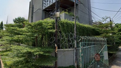 Duri Kepa - Kebon Jeruk - Rumah Mewah Dan Cantik. Bagus. Shm. Lt 211 M2. Jalan Mangga 16.duri Kepa. Kebon Jeruk. Jakarta Barat