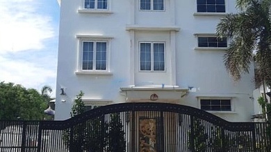 Pantai Indah Kapuk - Rumah Bagus Harga Murah. SHM. Lt 449 M2. Dijalan Camar Indah 1. Kapuk Muara. Penjaringan. Jakarta Utara