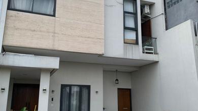 Lebak Bulus - Rumah Cluster Harga Sangat Murah. SHM LT 113 M2. Diperum Mirai Jalan Kamboj. Lebak Bulus. Jakarta Selatan