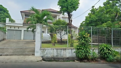 Jual Rumah Cantik LT 1317 m2 area Ciracas, Jakarta Timur