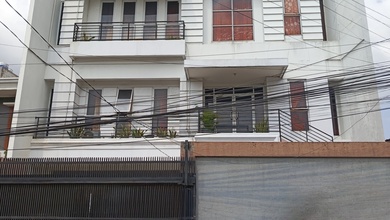 Jual Rumah Baru area Kemanggisan, Jakarta Barat LT 193 m2