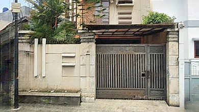 Kebon Jeruk - Rumah Murah Di Bawa Pasar. Bagus. Shm. Lt 222 M2. Jl Ff Sukabumi Selatan. Jakarta Barat