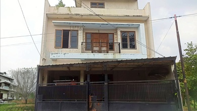 Dekat Graha Raya - Dijual Lelang Rumah Harga Sangat Murah. SHM LT 130 M2. Dijalan Haji Joan 2. Pondok Jagung Timur. Kota Tangerang