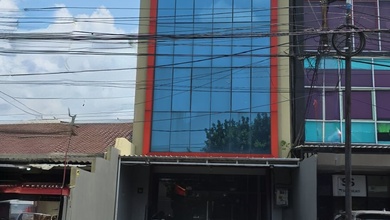 Duren Sawit - Ruko / Rukan . Sangat Bagus dan Rapi. SHM LT 158 M2. Dijalan Masjid Alwutho. Duren Sawit. Jakarta Timur