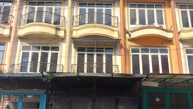 Medan Petisah - Ruko Bagus Sangat Strategi. SHM LT 108 M2. Dijalan Medan Merbau. Medan Petisah. Sekip. Kota Medan. Sumatra Utara