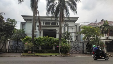 Pondok Indah - Rumah Mewah 2 Lantai