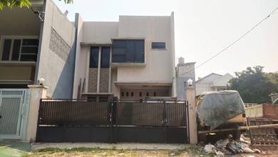 Joglo - Cash Only Rumah 2 Lantai 175 M² di Kavling Hankam