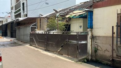 Jual Rumah Cantik Luas 105 m2 di Taman Ratu, Jakarta Barat