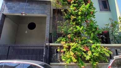 Rumah Bagus 3 Lantai Di Cengkareng