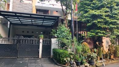 Pondok Indah - Cash Only Rumah 2 Lantai di Pondok Indah