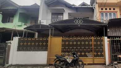 Rumah 2 Lantai Di Villa Tomang Indah Duri Kepa