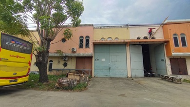 Bandara - Gudang Lokasi Strategis 450 M² Di Bandara Mas