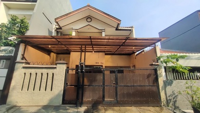 Rumah Bagus 2 Lantai 115 M² Di Jelambar