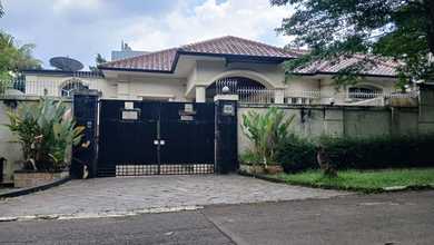 Cinere - Di Jual Rumah 2 Lantai Perumahan Villa Cinere Mas