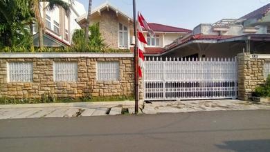 Kemanggisan - Rumah Cantik 2 Lantai di Kemanggisan - Palmerah