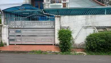 Meruya - Rumah Hook 2 Lantai 370 M² Kavling Dki