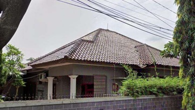 Rumah Hook 736m² Di Kebayoran Lama
