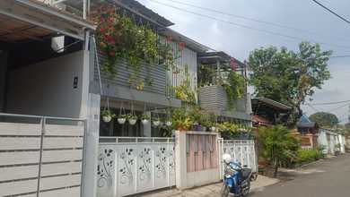 Rumah Bagus 2 Lantai Di Duren Sawit